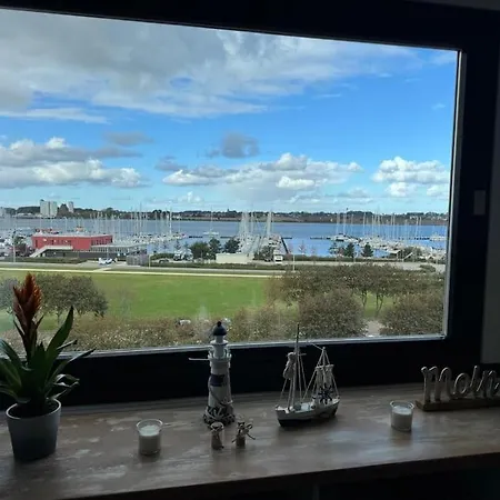 Hafenblick Am Suedstrand Apartment *